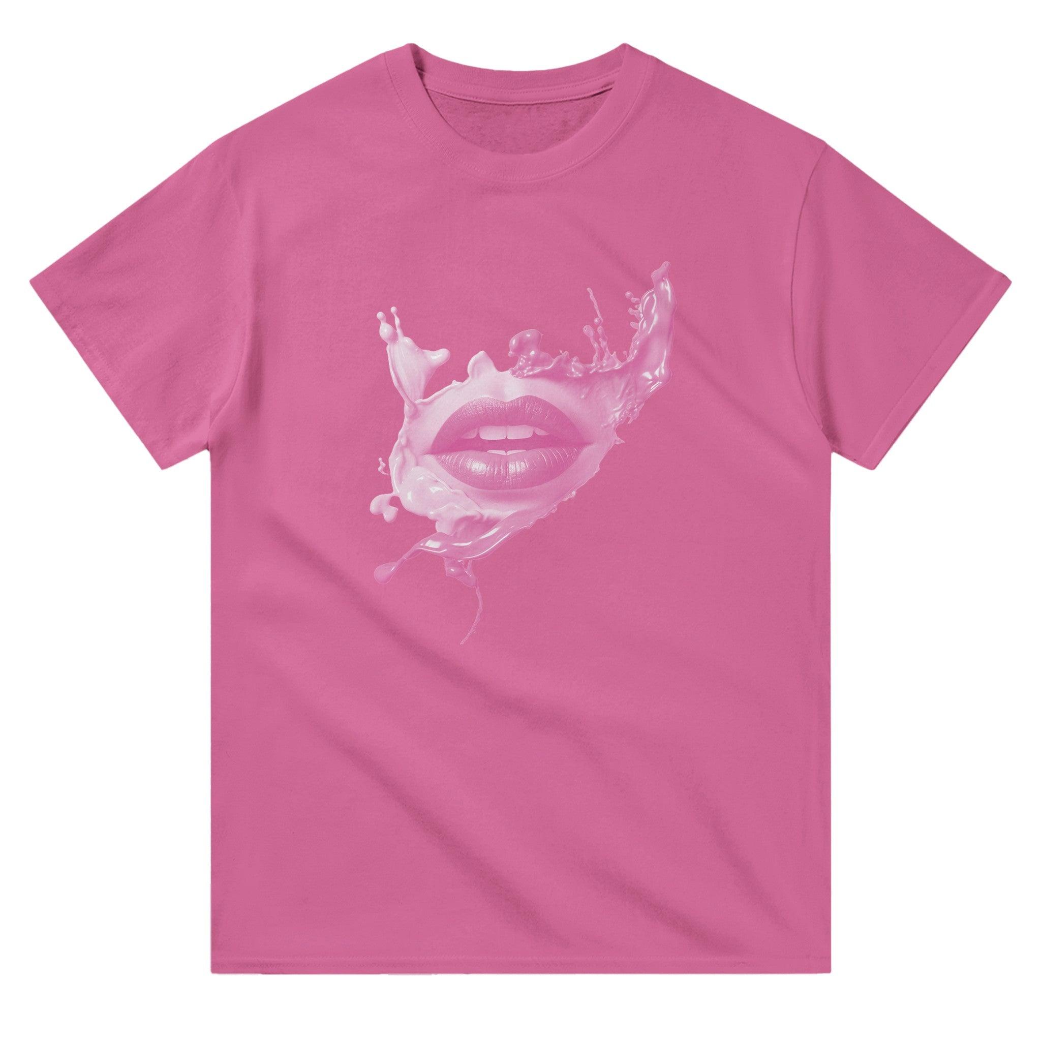 'Kiss Me'Boyfriend T-shirt - POMA