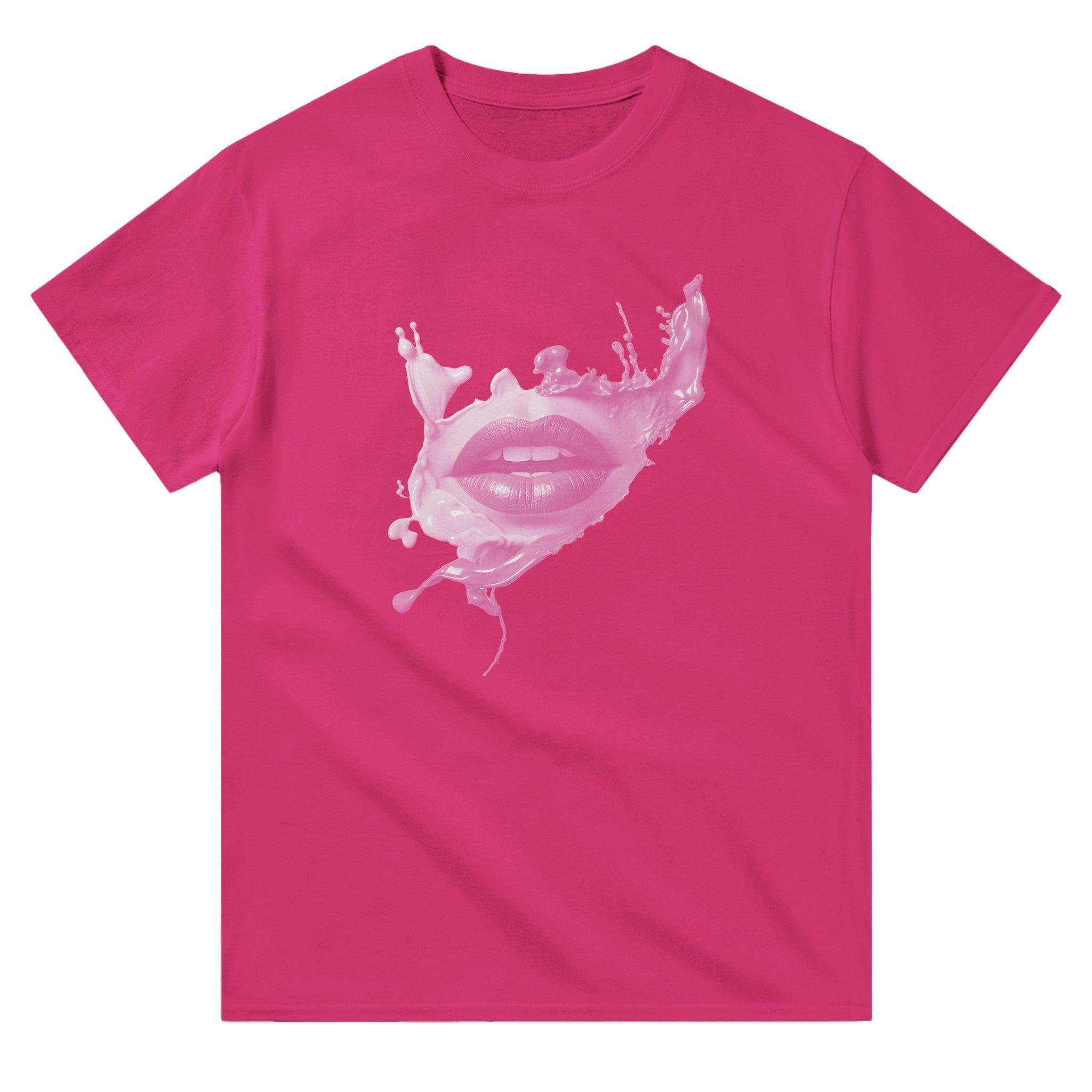 'Kiss Me'Boyfriend T-shirt - POMA