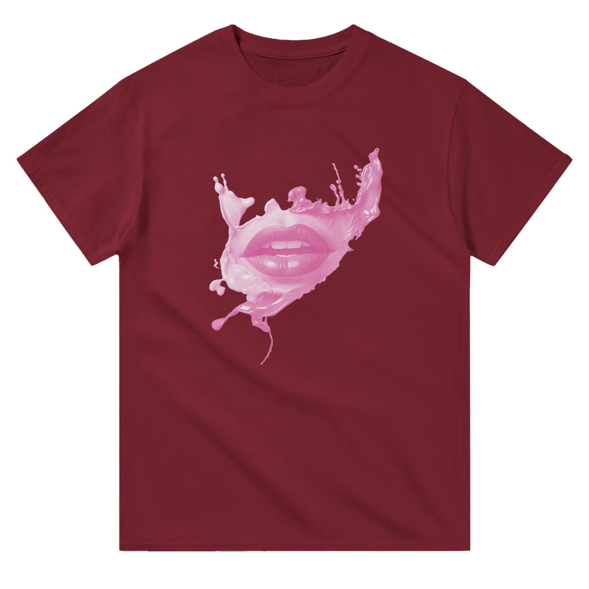 'Kiss Me'Boyfriend T-shirt - POMA